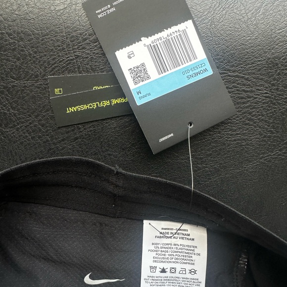 Nike Tempo Luxe Run Division Reflective CZ1533 010 Womens Running Shorts Medium - Picture 10 of 10